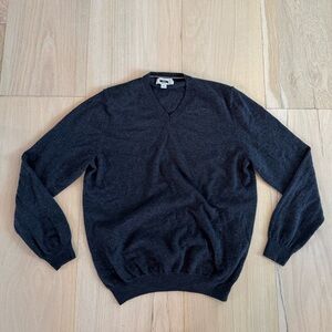 Joseph Abboud 100% Merino Wool Dark Grah V-Neck Sweater Size XL